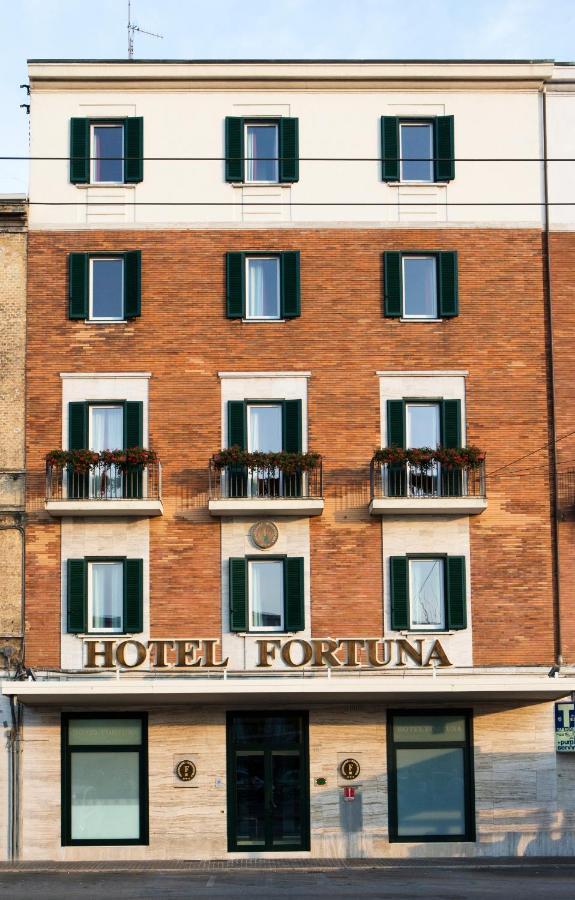 Hotel Fortuna Ancône Extérieur photo